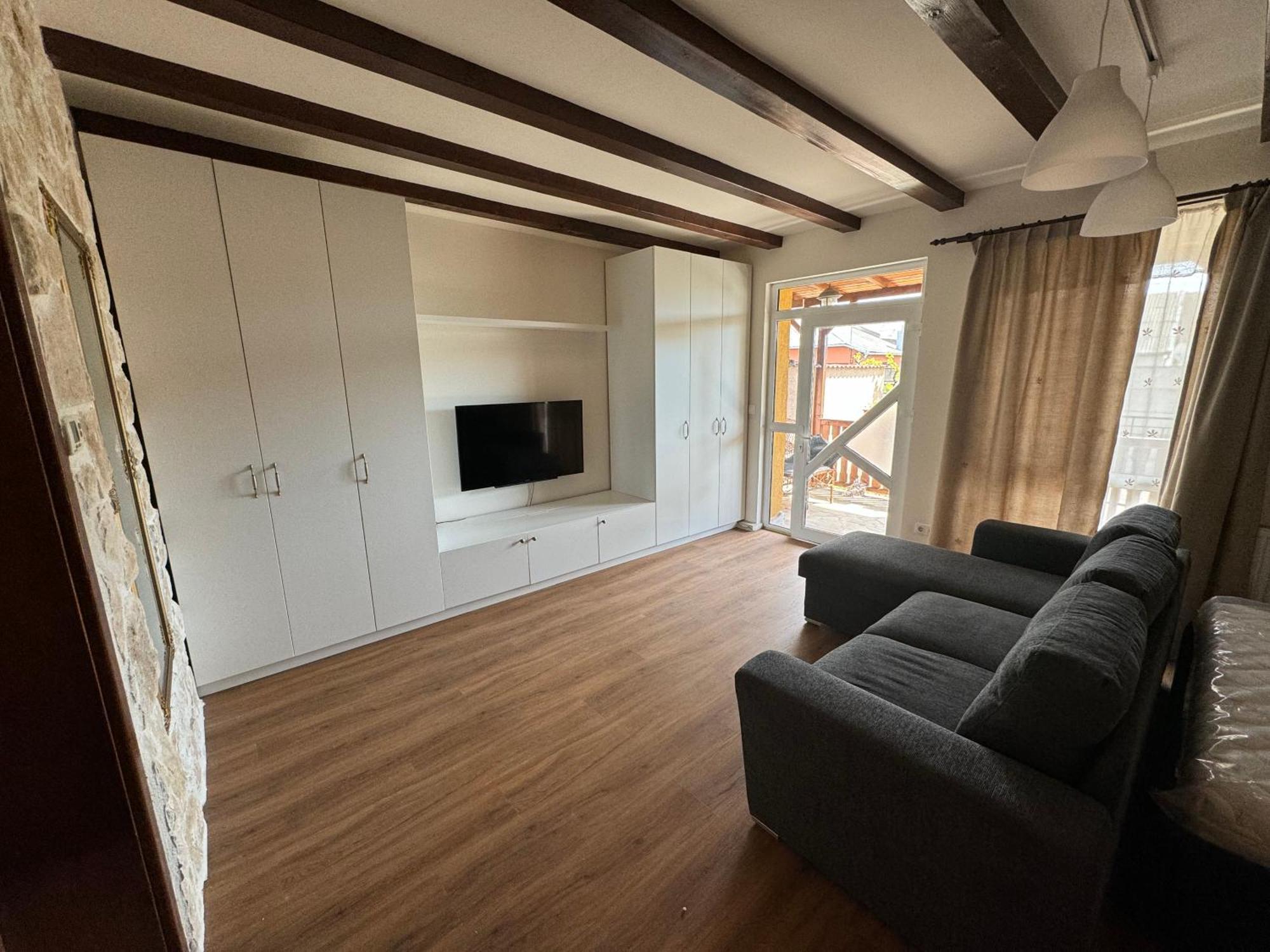 Hotel Casa Smarald Turda Noua Extérieur photo